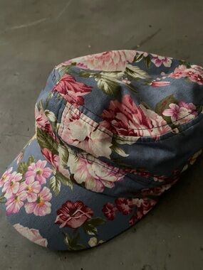 Floral Pink & Blue Cotton Cadet Cap.closet clearout no returns.